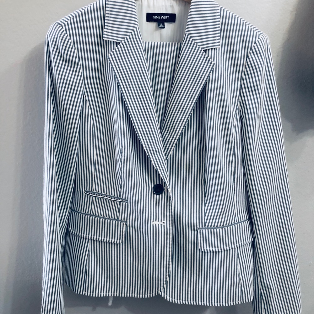 Nine West Navy and White Sear Sucker Suit